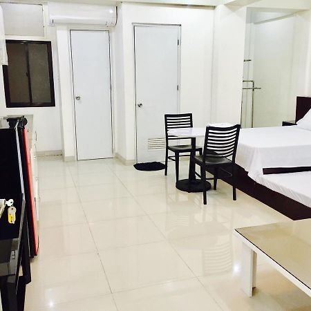 Residencia San Vicente - Pasay -Budget Hotel มะนิลา ภายนอก รูปภาพ